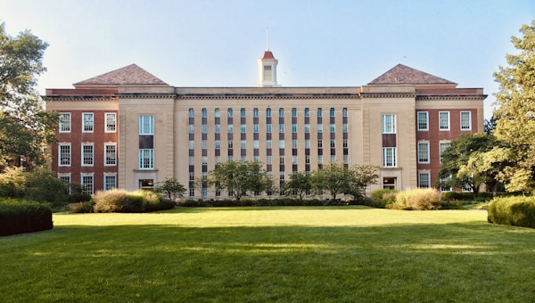 Escola Nacional de Concursos